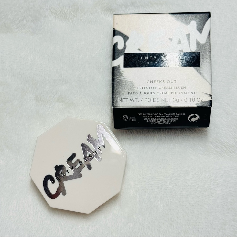 Fenty Beauty CHEEKS OUT FREESTYLE CREAM BLUSH - 01 Fuego Flush - NIB
